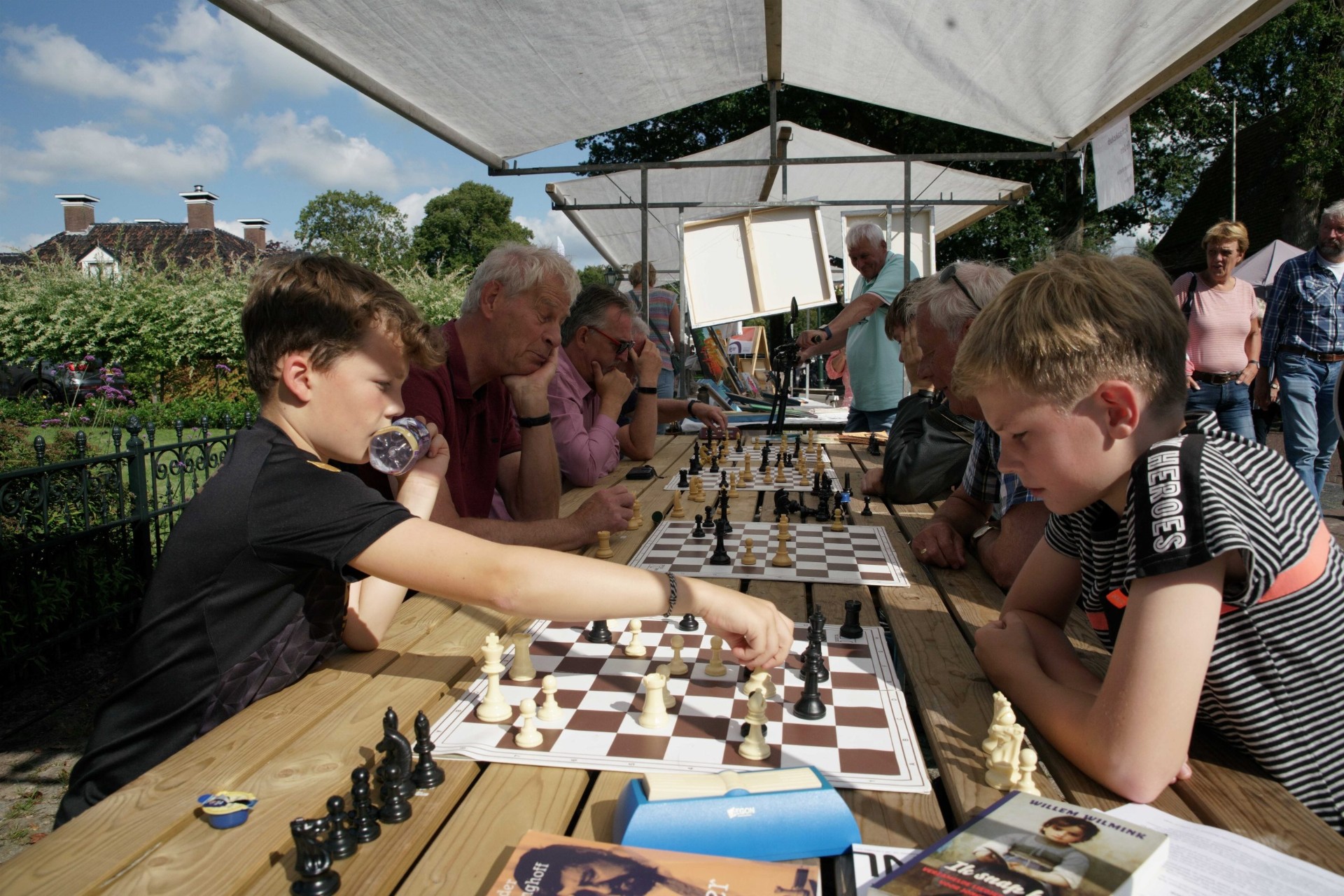 Schaken op De Brink tijdens Wat 'n Kunst